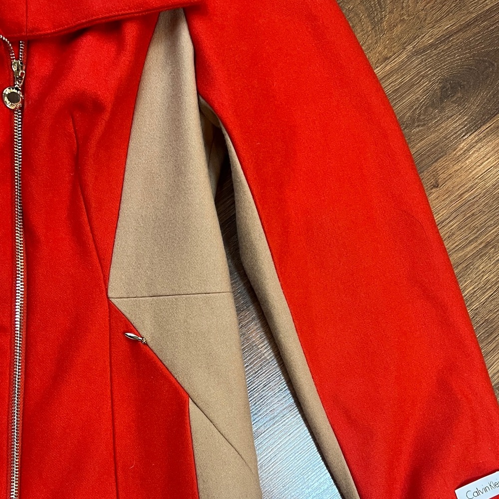NWT - Calvin Klein Vibrant Red and Tan Trench Coat - Picture 5 of 12